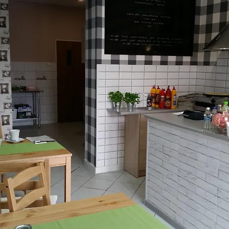 Quarto em Acomodações Particulares Goscinne *