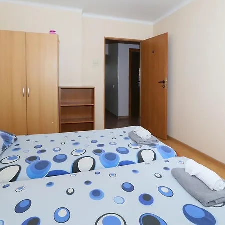 Pokoje Gościnne *