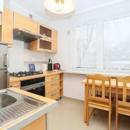 Goscinne Quarto em Acomodações Particulares Częstochowa